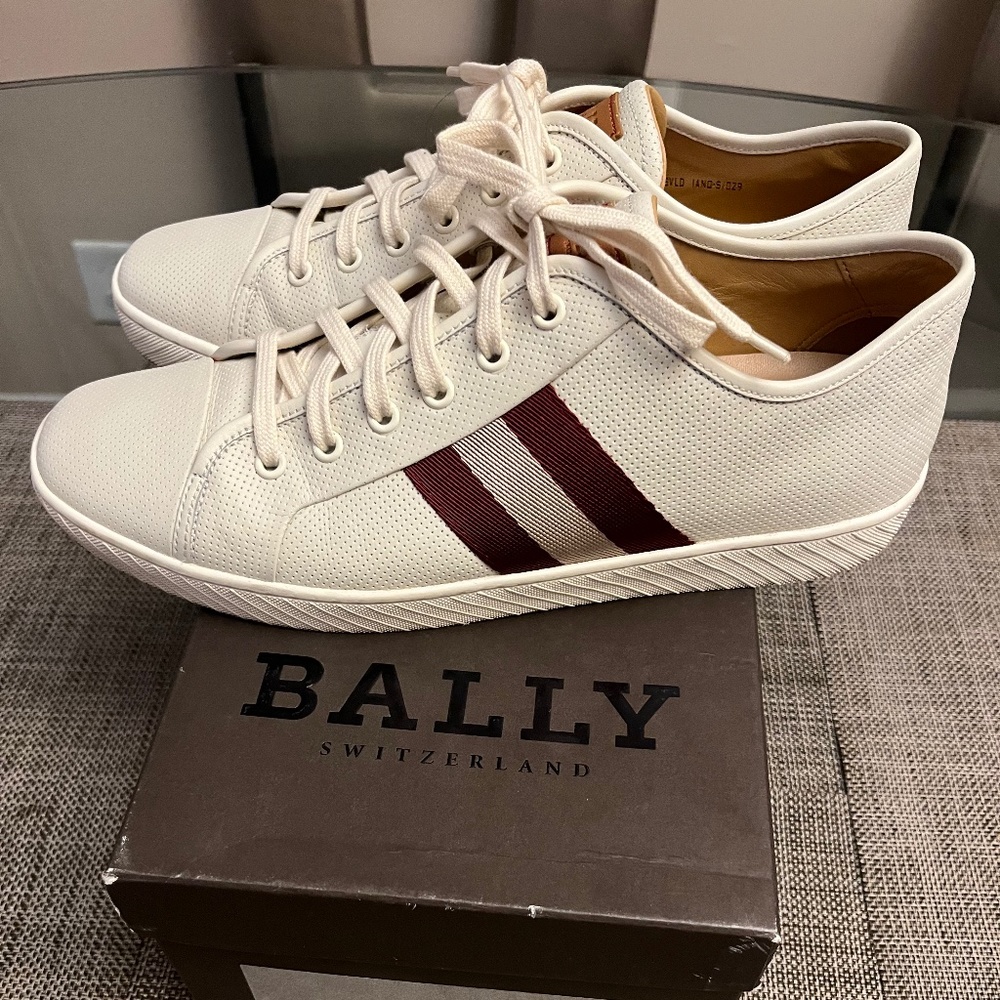 Bally mens cream and burgundy sneakers size US10